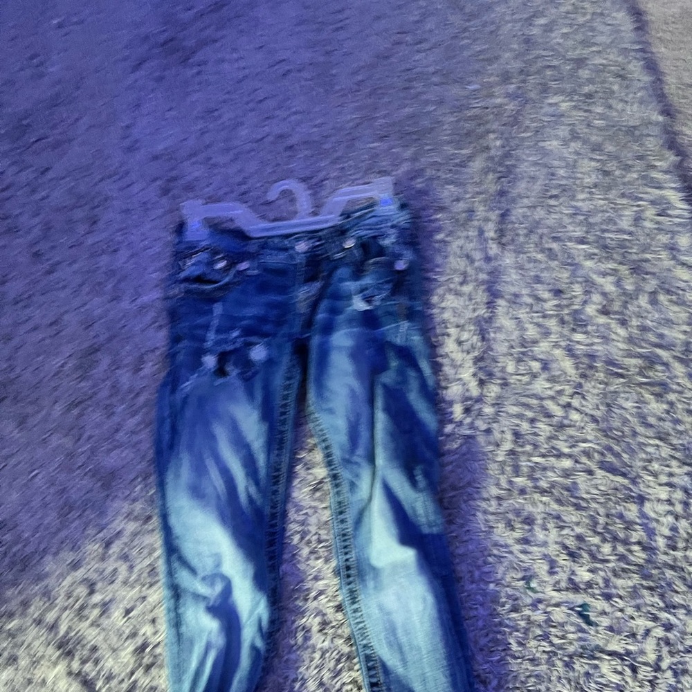 Designer rock reveal jeans